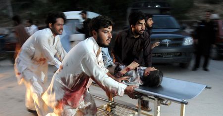 Pakistan: 11 ofiar śmiertelnych wybuchu samochodu-pułapki