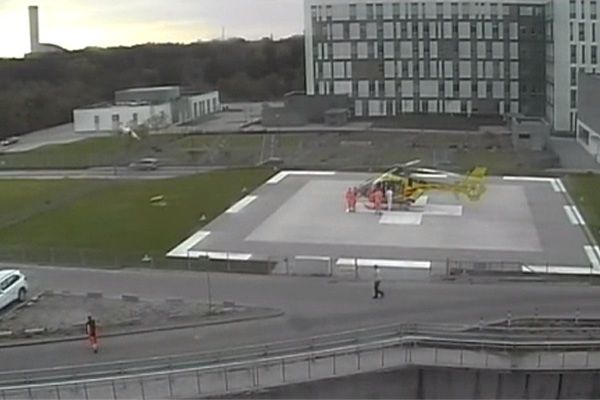 Kadr z filmu udostępnionego przez Uniwersytecki Szpital Kliniczny we Wrocławiu