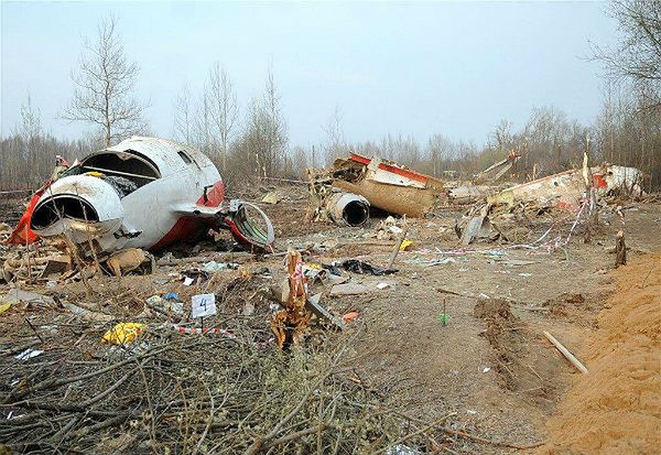 Wrak prezydenckiego Tu-154M pod Smoleńskiem
