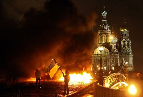 Protest opozycji w Petersburgu przeciwko działaniom na Ukrainie