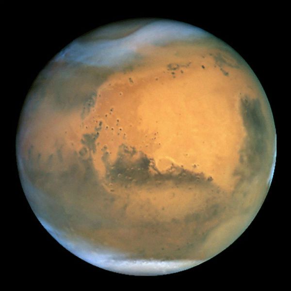 Mars, Ziemia i Słońce w jednej linii. To się zdarza raz na dwa lata