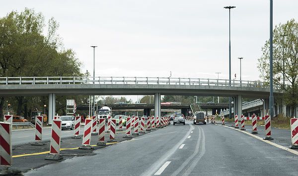 Jezdnia Wisłostrady zostanie zamknięta. Remont trasy AK trwa