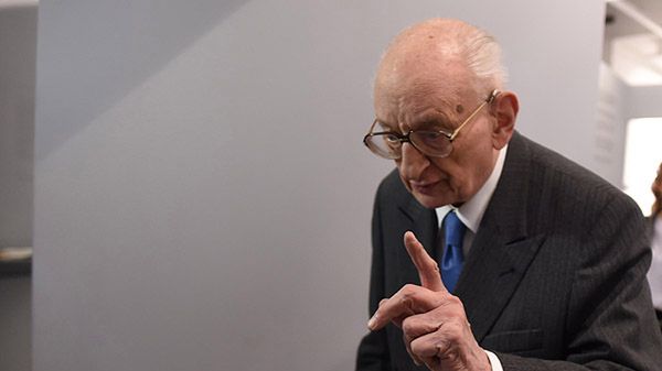 Prof. Władysław Bartoszewski