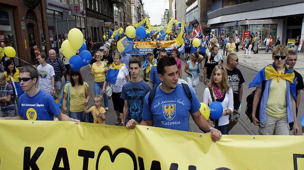 Nowy kierunek studiów jest odpowiedzią na wzrost nastrojów autonomicznych na Śląsku? Na zdjęciu uczestnicy Marszu Autonomii Śląska