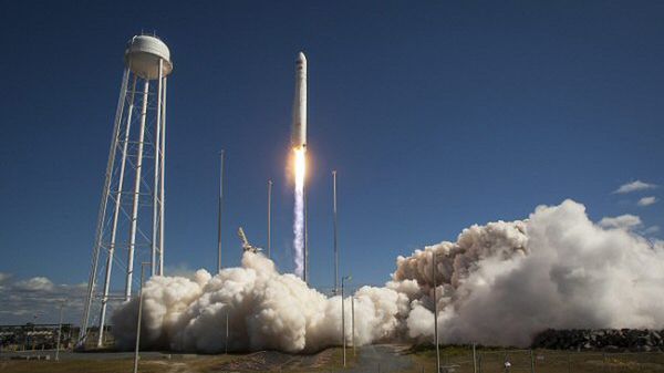 Start rakiety z kapsułą Cygnus