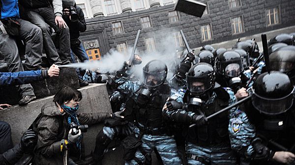 Starcia z milicją w centrum Kijowa