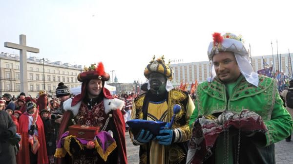 Ulicami miast przejdą barwne orszaki