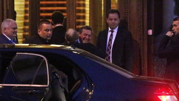 Gerhard Schroeder i Władimir Putin