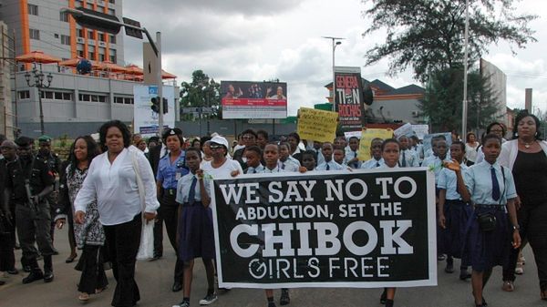 Protest przeciwko nieprawidłowym działaniom władz ws. porwanych licealistek