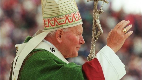 Jan Paweł II w czerwcu 1996 roku