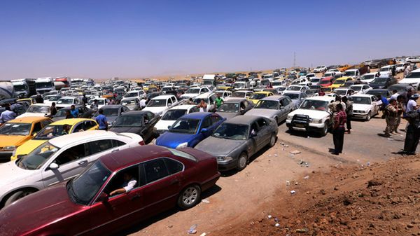 Irakijczycy uciekają z prowincji Niniwa