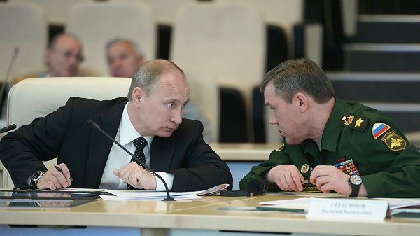 Władimir Putin i Valery Gerasimov