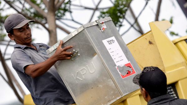 Mieszkańcy Indonezji wybiorą wkrótce nowego prezydenta