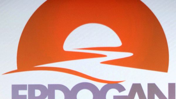 Logo kampanii, w którym dopatrzono się zapisu imienia Mahometa