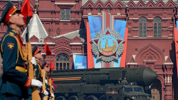 Rosyjski międzykontynentalny pocisk balistyczny Topol