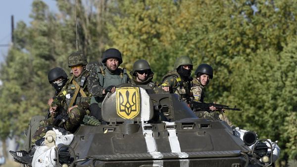 Ukraińscy żołnierze w Mariupolu