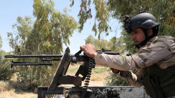 Do irackich sił bezpieczeństwa zaciągają się ochotnicy, którzy chcą walczyć z sunnickimi bojownikami