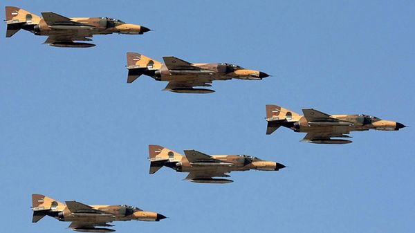 Myśliwce F-4 Phantom II w barwach irańskich sił powietrznych