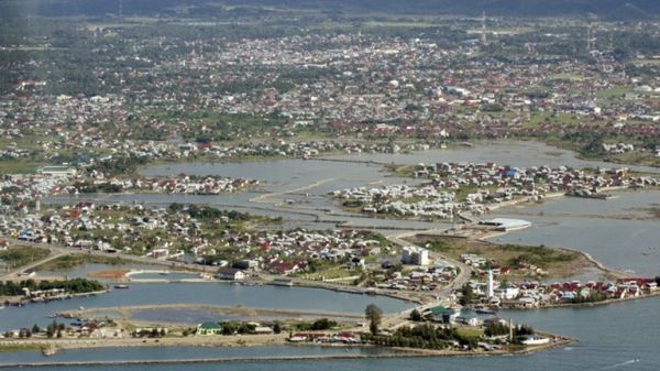 Lokalnie istnieje zagrożenie niewielką falą