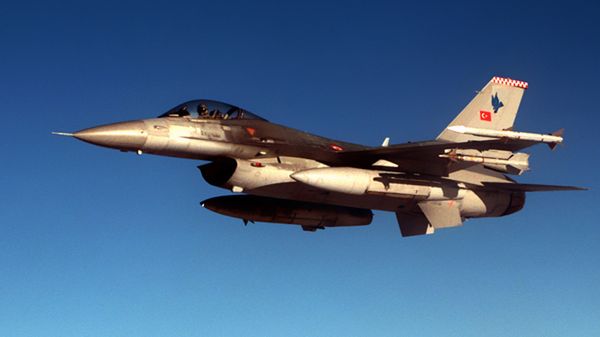 F-16 należący do Tureckich Sił Powietrznych