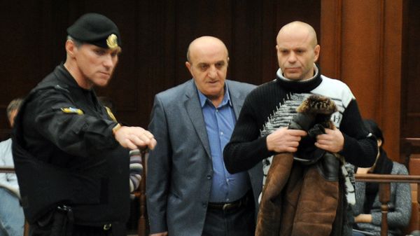 Dmitrij Pawluczenkow (z prawej)