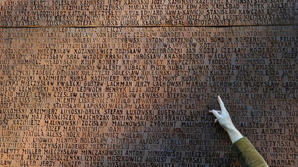 Pomnik ofiar katyńskich,Charków
