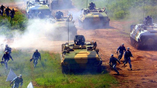 Ćwiczenia Armii Ludowo-Wyzwoleńczej