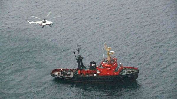 Helikopter oraz statek ratunkowy poszukują zaginionych członków załogi "Szans-101"