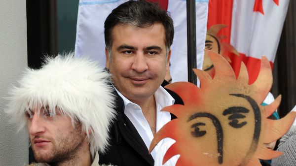 Prezydent Saakaszwili podczas świątecznej procesji