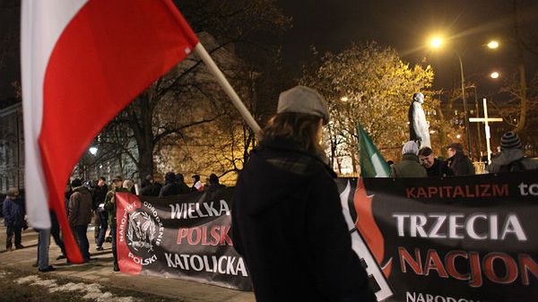 Narodowcy podczas marszu 1 marca - Narodowy Dzień Pamięci Żołnierzy Wyklętych