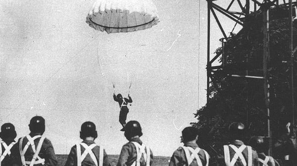 Szkolenie spadochronowe cichociemnych w Wielkiej Brytanii