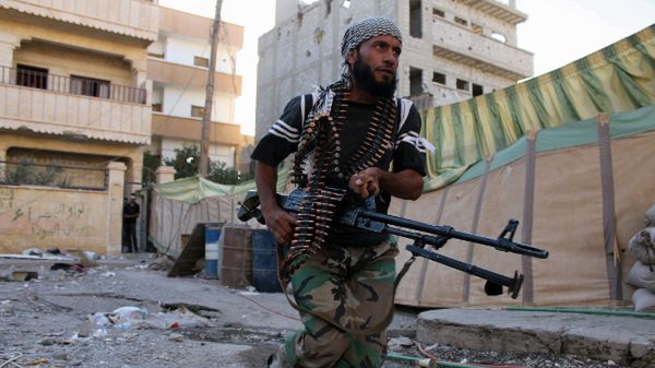 Syryjski rebeliant; Deir Ezzor