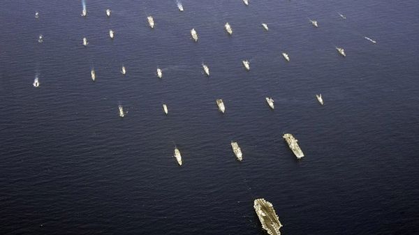 Lotniskowiec USS Lincoln przewodzi międzynarodowym ćwiczeniom na Pacyfiku