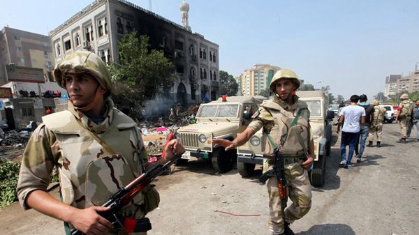 Egipscy żołnierze w Kairze