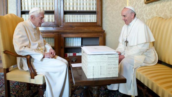 Spotkanie Benedykta XVI z Franciszkiem w marcu tego roku