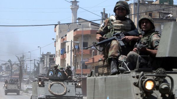 Libańscy żołnierze - konflikt w Syrii przelewa się przez granicę do sąsiedniego państwa