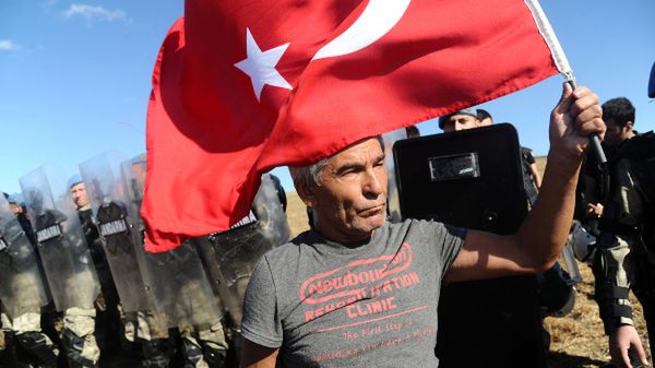 Protest zwolenników świeckiego państwa w związku z procesem