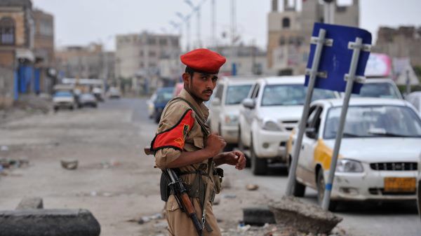 Jemeńskie siły bezpieczeństwa są postawione w stan gotowości
