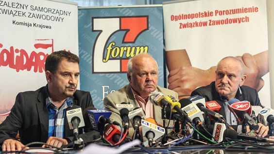Przewodniczący OPZZ Jan Guz, przewodniczący NSZZ "Solidarność" Piotr Duda oraz przewodniczący Forum Związków Zawodowych Tadeusz Chwałka