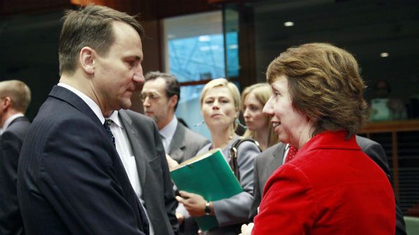 Radosław Sikorski i szefowa unijnej dyplomacji Catherine Ashton