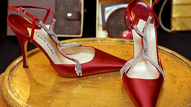 Buty od Manolo Blahnika - przedmiot pożądania wielu kobiet.