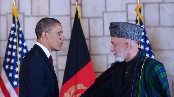 Barack Obama podczas majowego spotkania z prezydentem Afganistanu Hamidem Karzajem