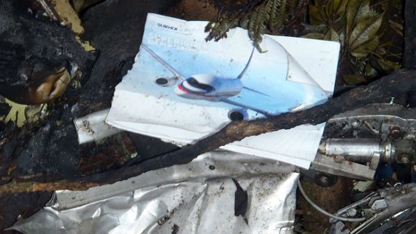 Szczątki rosyjskiego samolotu Superjet-100