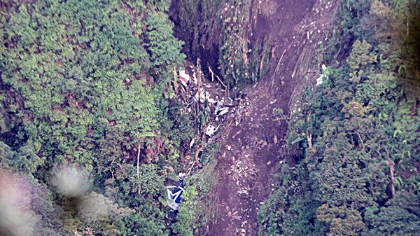 Miejsce katastrofy samolotu Suchoj Superjet 100