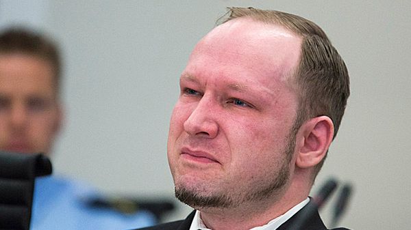 Breivik popłakał się na widok filmów propagandowych jego autorstwa