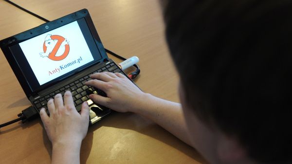 Na stronie gromadzone były materiały o Bronisławie Komorowskim