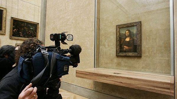 "Mona Lisa" w Luwrze
