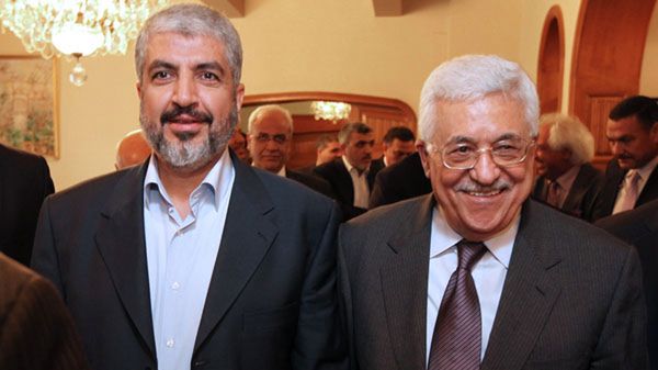 Szef Hamasu Chaled Meszal i przywódca Fatahu Mahmud Abbas
