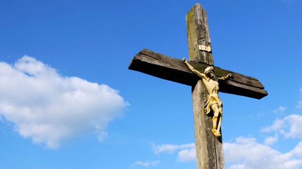 Spory o miejsce krzyża w przestrzeniach publicznych toczą się w wielu miejscach w Polsce