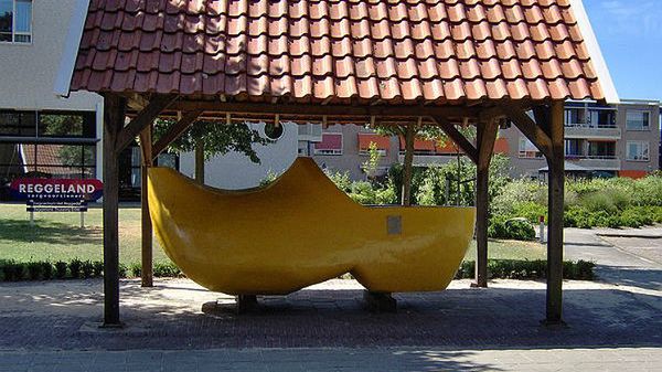 Największy chodak na świecie z miejscowości Enter